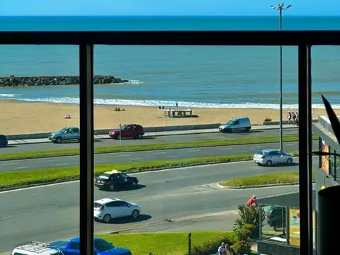 DEPTO. 2 AMB  FRENTE AL MAR