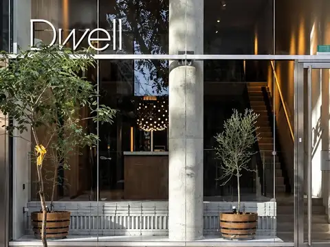 Local 133 m² doble altura con entrepiso · Palermo Hollywood