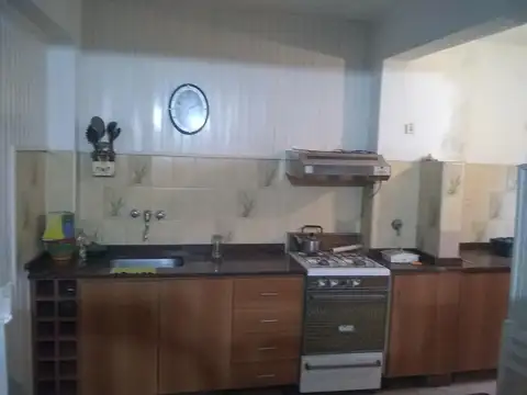 Depto Tipo Casa en Venta de 5 dormitorios