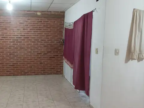 Departamento en Alquiler en 500 Viviendas, $ 350.000