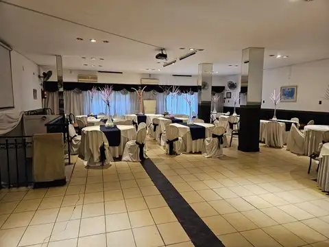 Local en Venta 42 años