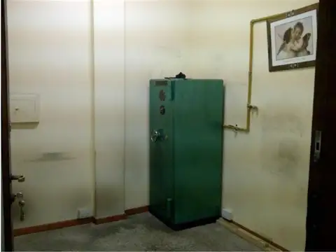 Local en Venta en Tribunales, USD 37.000