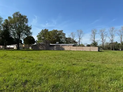 Terreno en Venta en Candioti, USD 15.000