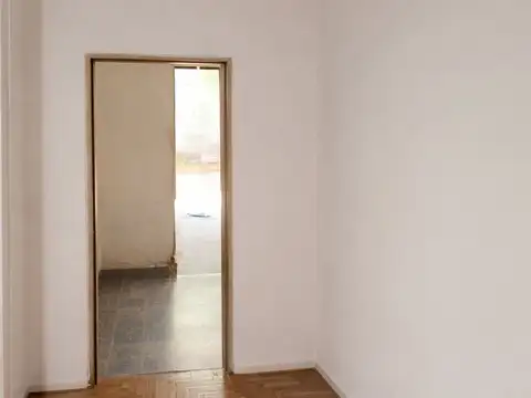 Depto Tipo Casa en Venta en Ciudad Jardín del Palomar, USD 90.000