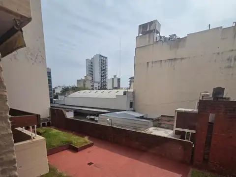 Departamento en venta 2 ambientes con balcon contrafrente apto profesional en Lomitas