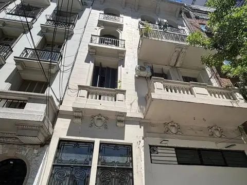 Venta departamento luminoso en alquiler en Congreso - monoambiente sobre Av. Rivadavia