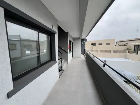 Departamento en Alquiler en Los Polvorines, $ 850.000