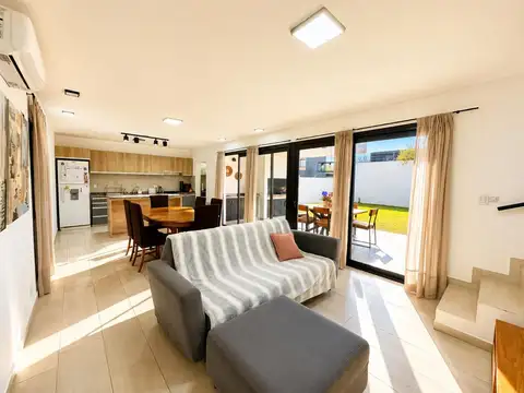 Casa en Venta en Cordoba, USD 240.000