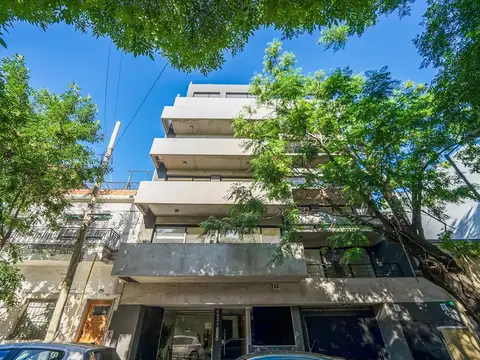 Departamento de dos ambientes con balcón corrido a estrenar en venta en Saavedra