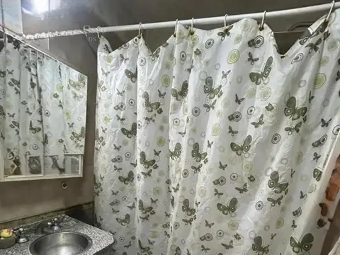 Depto Tipo Casa 2 ambientes con 1 baño