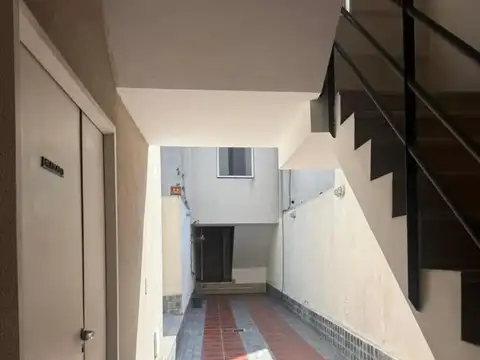 Depto Tipo Casa en Venta de 2 ambientes