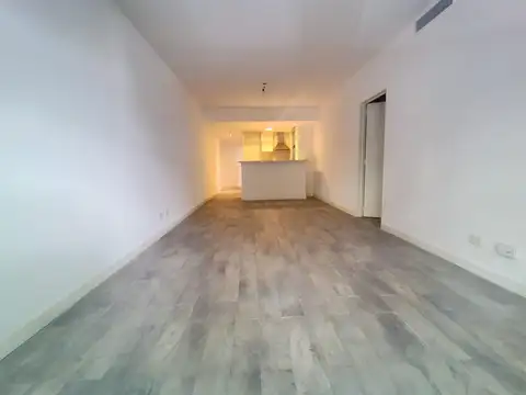 Tacuarí 1100, Piso 1