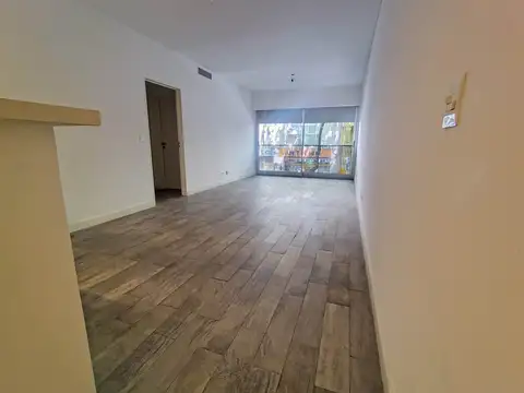 Moderno 3 ambientes al frente con cochera, S.U.M. con parrilla, gimnasio, piscina, solarium, laundry