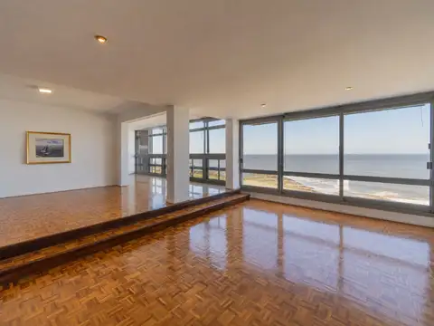 Venta Apartamento Punta Carretas 3 Dorm y Servicio