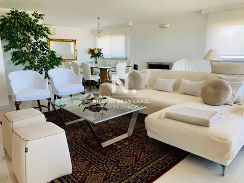 Departamento en Alquiler Temporal de 6 ambientes