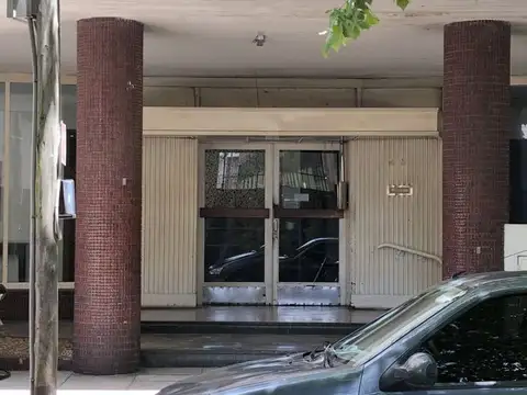 ESCALADA  46 , Piso 12