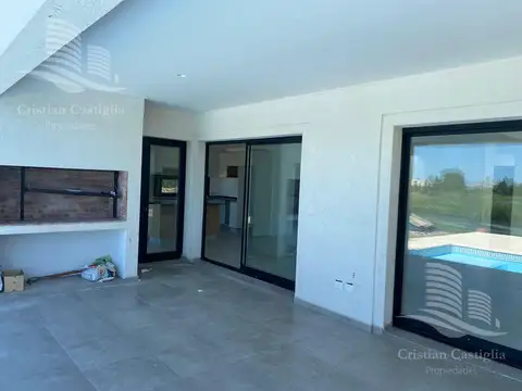 Casa en Alquiler de 4 dormitorios