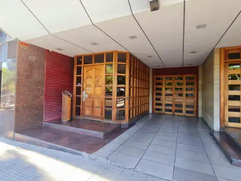 Venta Piso 4 amb/2 cocheras , Inmejorable Ubicación y Vista