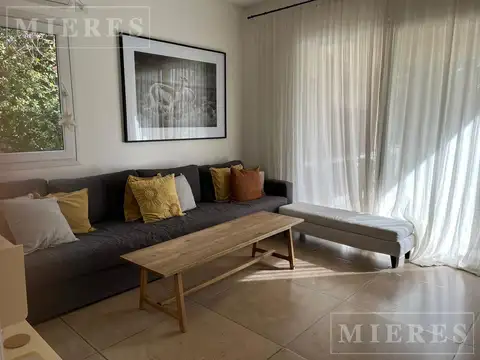 Casa 5 ambientes con 4 baños