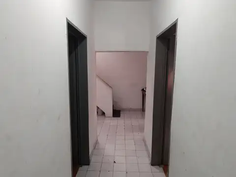Propiedad en Venta en Block - Tres Departamentos en Sarandí. Apta Crédito.