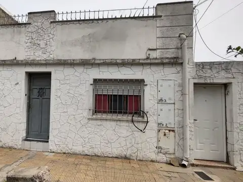 Propiedad en Venta en Block - Tres Departamentos en Sarandí. Apta Crédito.