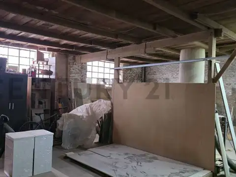 Galpon en Venta 41,30  mts Fondo