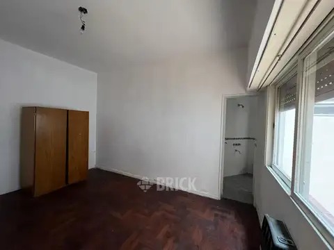 Depto Tipo Casa 4 ambientes con 3 baños