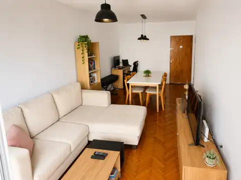 Dueño Directo Vende Depto. Semipiso 3 Ambientes Luminoso Cochera Cubierta