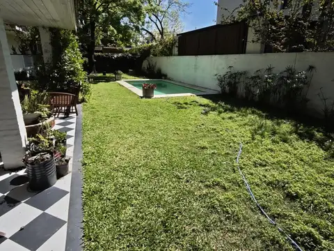 Casa 7 ambientes con 4 baños