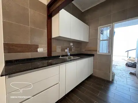 Depto Tipo Casa en Alquiler de 2 dormitorios