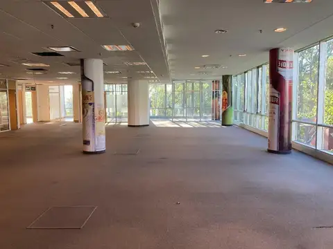 Modernas oficinas de planta libre en edificio AAA