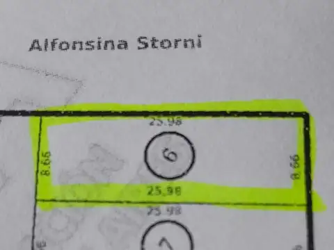 Terreno con construccion a remodelar en venta Alfonsina Storni 3718 - Garin