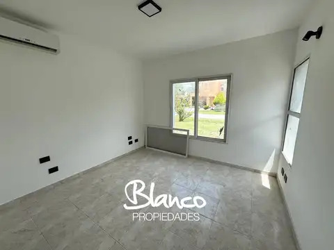 Casa en Alquiler al Norte