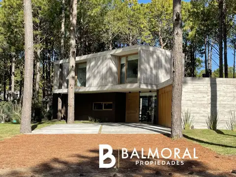 Casa en Venta - Zona: Pinamar Norte / REF: 8263