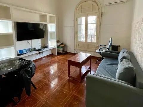 Casa 5 ambientes con 1 baño