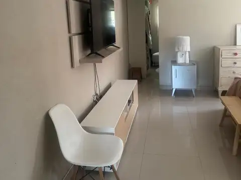 Casa en Alquiler Temporal con 2 cocheras