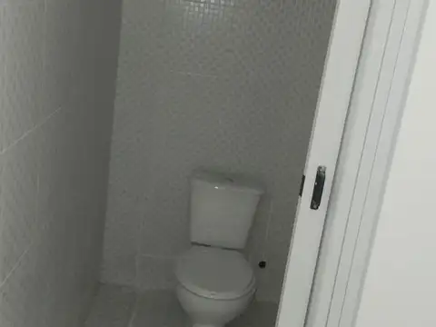 Local en Alquiler en City Bell, $ 1.400.000