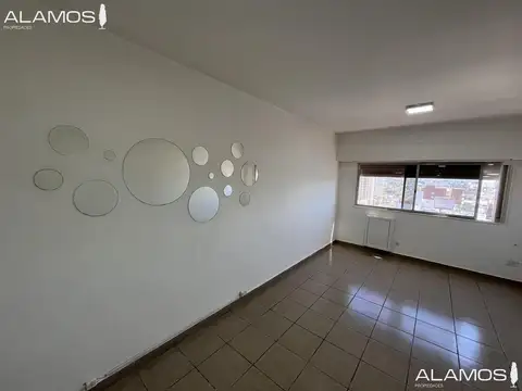 Departamento en Alquiler en Ramos Mejía, $ 440.000