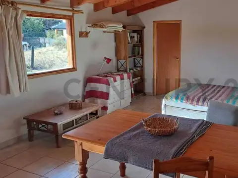 María Paola 5400, Piso 0