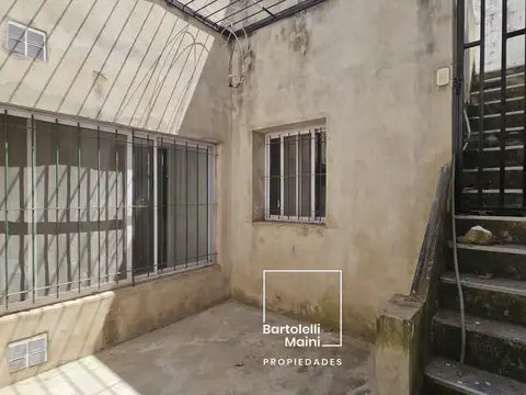 VENTA | Casa Interna Única con Patio y Terraza