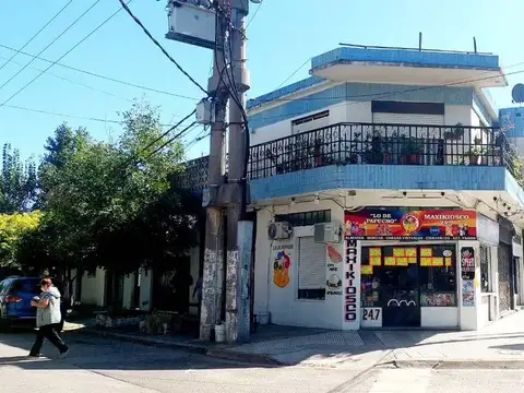 PH 2 AMB EN PB+ 4 LOCALES+COCHERA+PH 5 AMB P.A.