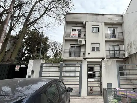 Urquiza 300