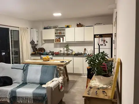 3 De Febrero 3400, Piso 1