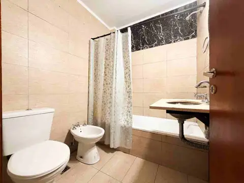 Depto Tipo Casa en Venta con 1 cocheras
