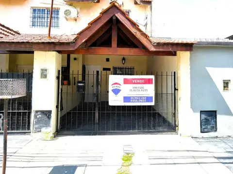 VENTA TRIPLEX C/PARRILLA EXC UBICACION, SAN MIGUEL