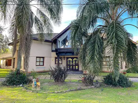 Casa en Alquiler en Barrio Cube, USD 5.000