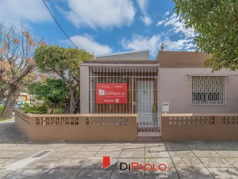 Venta PH 2 ambientes con patio en Loma Hermosa