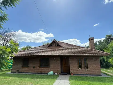 40 e/ 137 y 138 2100