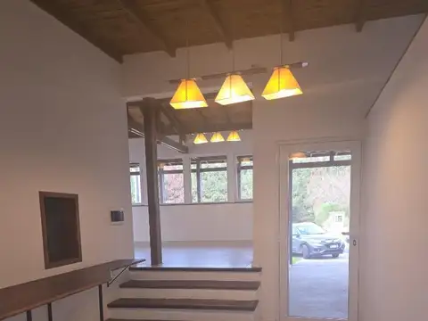 Casa 4 ambientes con 3 baños