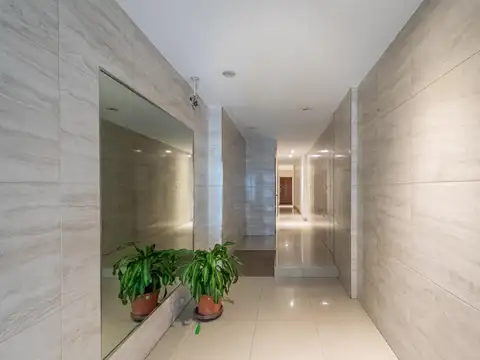 Oficina/Venta/Palermo Hollywood/2amb/Cocina separada/Patio/Apto vivienda